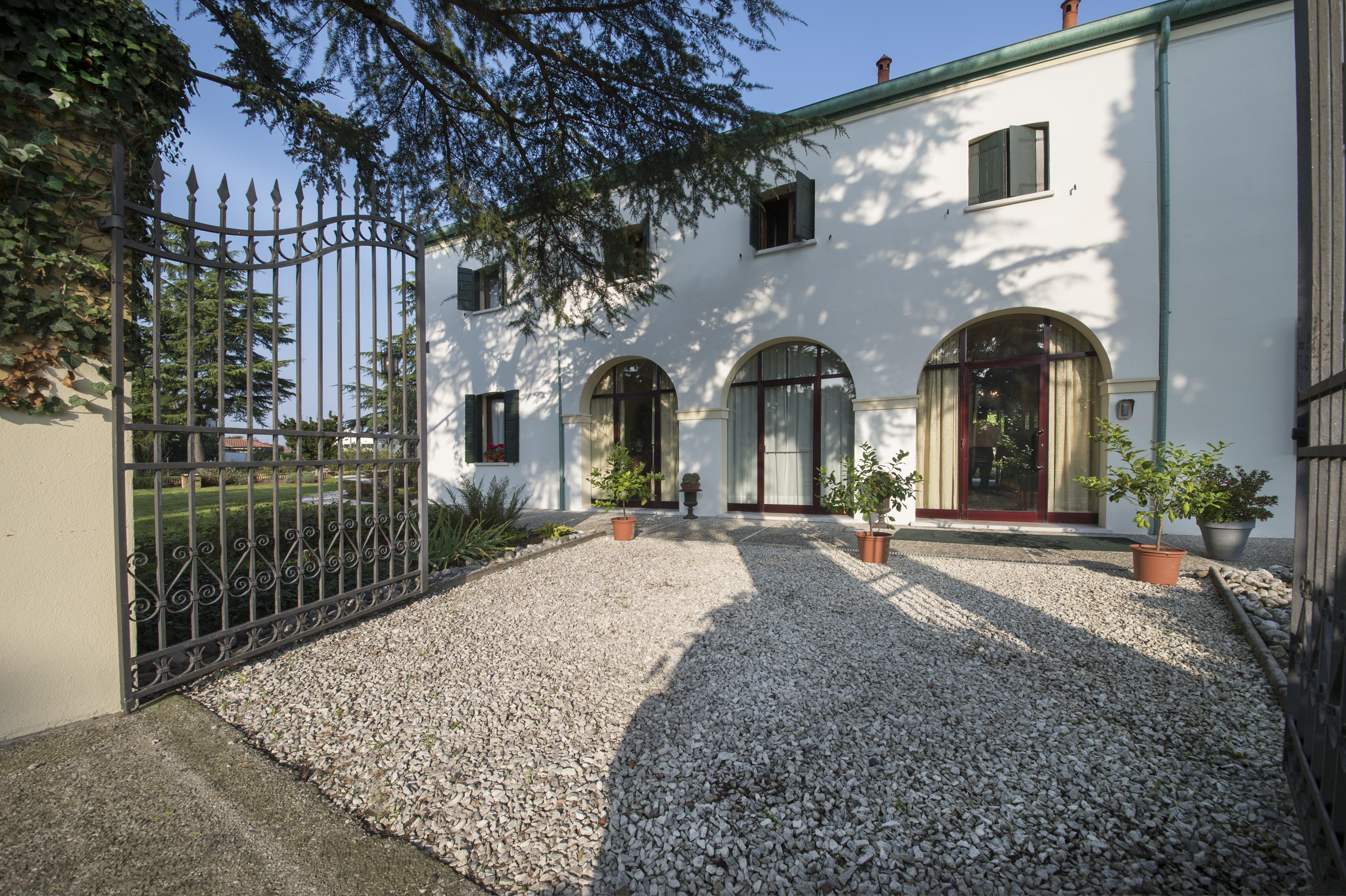 Hotel La Rescossa Міра Екстер'єр фото